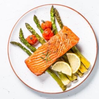 Baked salmon with veggie recipe