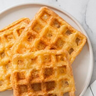 Keto chaffles - waffles