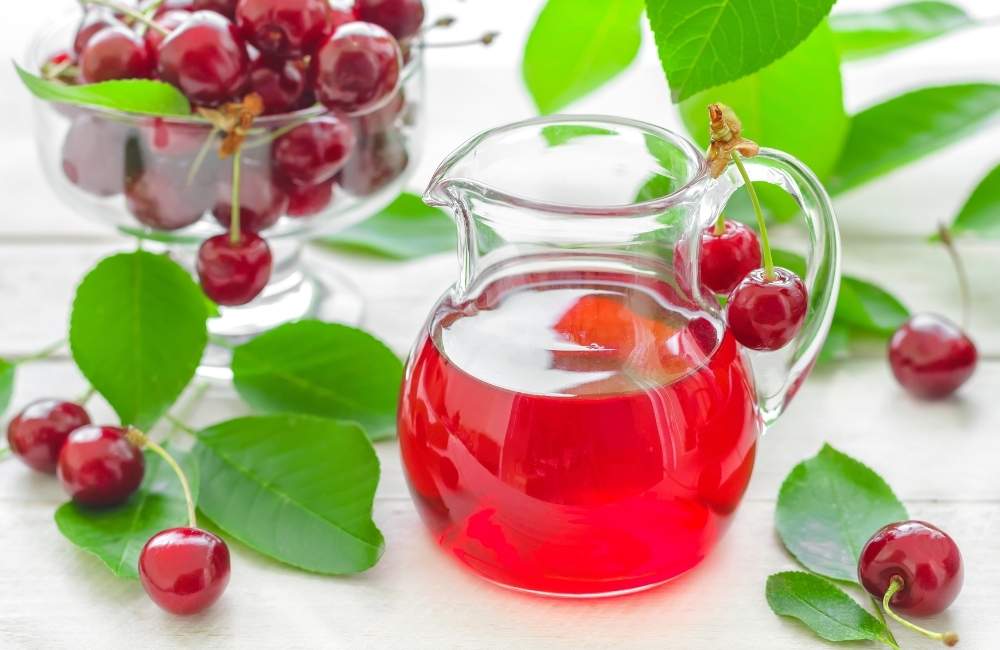 Drink Cherry Juice Before Bed to Lose 30 Pounds In a Month