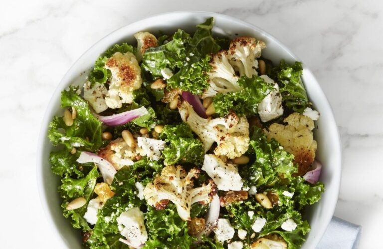 10 High-Protein Low-Carb Salads That Are Insanely Delicious