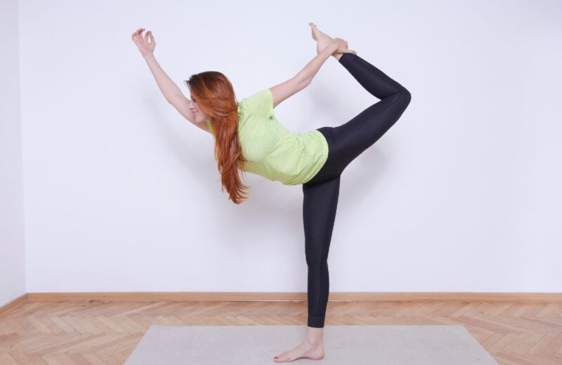 19 Stretches To Unlock Your Tight Hips and Age-proof Your Lower Back in ...