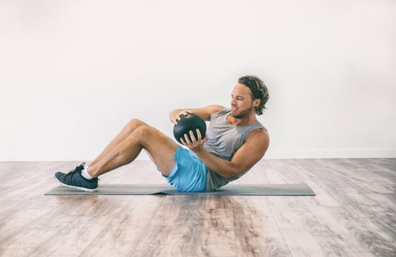 7 Best 'Gut Melting Exercises' Every Man Should Do To Get Ready for Summer